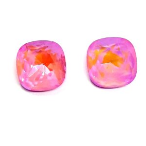 Cabochon cristalli quadrati, colore rosa.