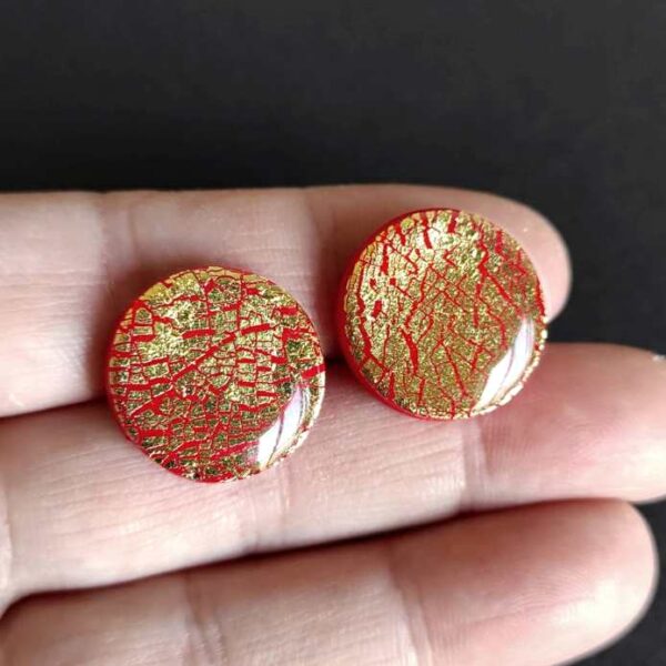 Set di cabochon handmade in pasta polimerica, tondi, colori rosso e oro.